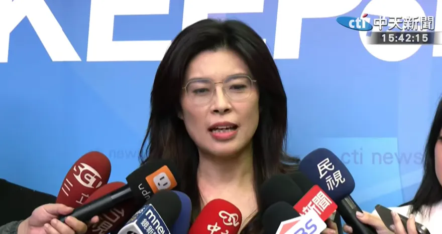 蜜獾2.0來了！郭正亮：鄭麗文「渾身是膽」將開創新局面