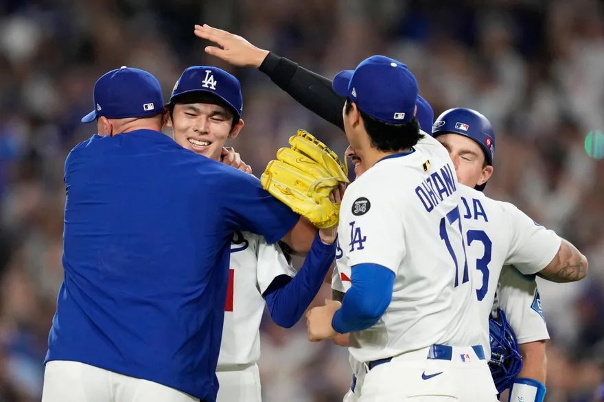 MLB/好暖！大谷翔平跑向朗希「拍拍頭」鼓勵　畫面感動球迷