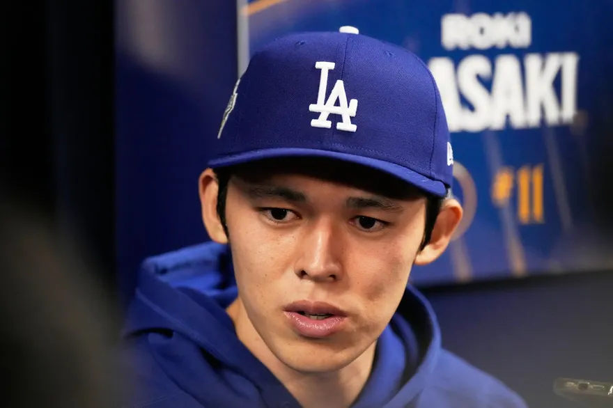 MLB/朗希賽後跑到投手丘「比劃」　前球星：他在觀察土壤狀況