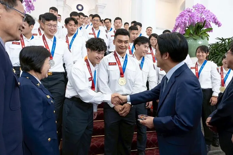 警消都是英勇的超人！賴清德：展現「台灣尚勇」的精神