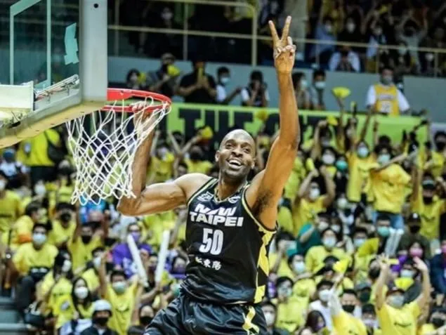 PLG/家暴仍有球打？戴維斯加盟洋基未違反規章　視情節滾動調整