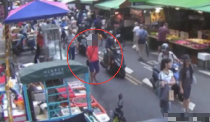 新北菜市場攤商皮包被偷噴5萬　警調監視器鎖定對象逮人