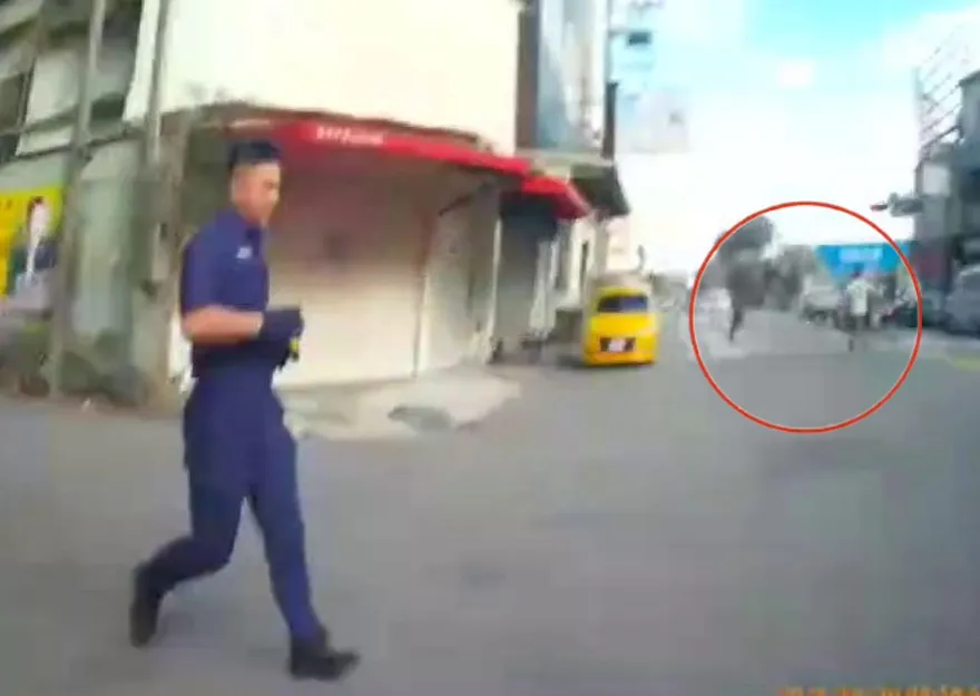 影/超硬大場面直擊！台中猛男警對決逃逸移工險腳軟