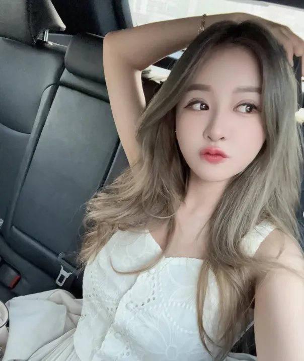 「護理系女神」謝侑芯死因曝光　經紀人：心臟病發作