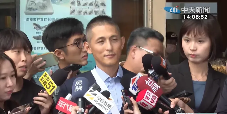 吳怡農駁基層互動、公職歷練不足：過去5年每天跑基層