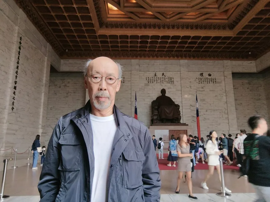 馮淬帆臉書「最後發文」悼念蔣中正　竟同天離世