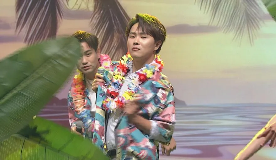 陳孟賢、吳俊宏《一級棒》嗨跳草裙舞　釣出康康上演「脫衣秀」