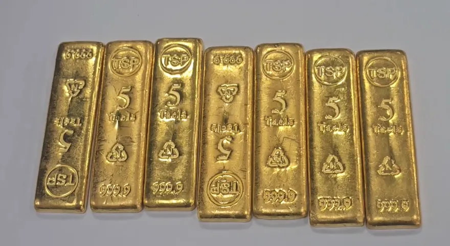 苗栗公園驚見「7根金條、現鈔」價值破500萬　警急尋失主