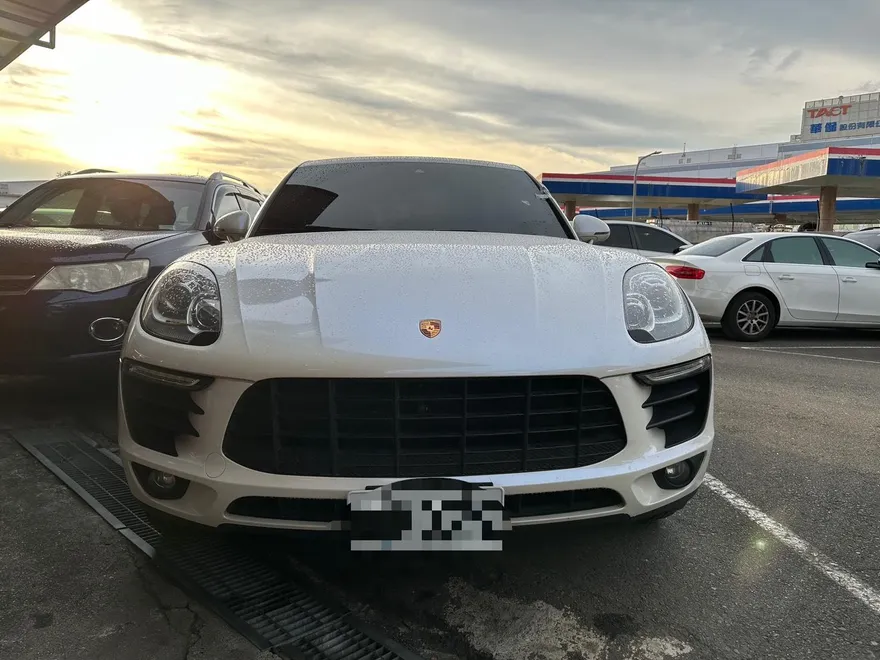 小港機場地面師！婦被騙450萬、又再帶476萬　搭保時捷斷點