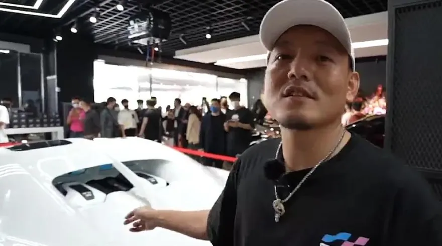 玖壹壹春風被爆與「太子集團」陳志是麻吉　經紀公司曝兩人關係