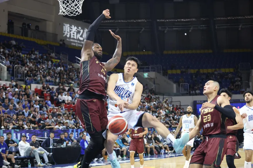 PLG/半獸人烙跑也沒差！台鋼獵鷹「單洋將」狂虐富邦勇士36分