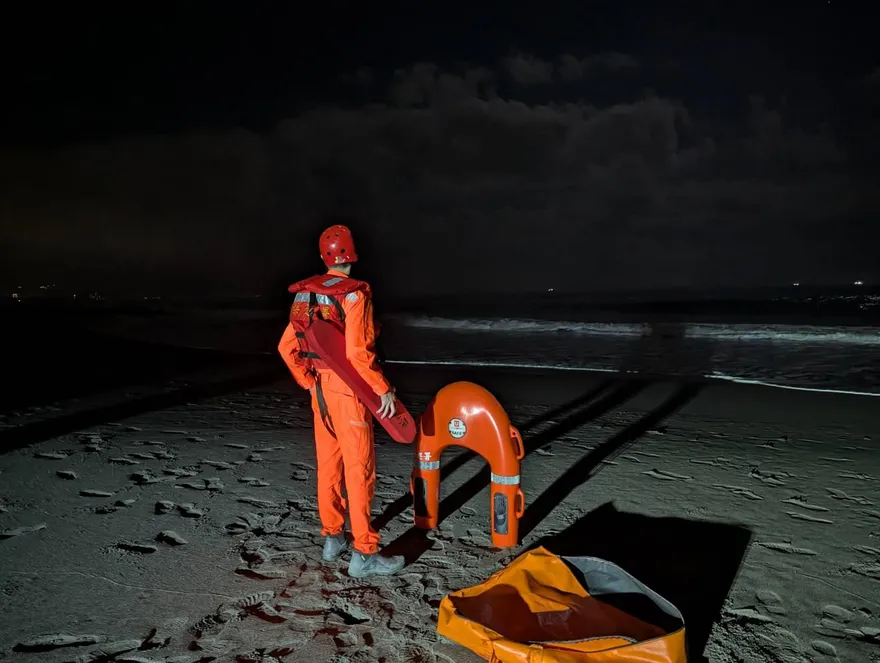 影/壯圍永鎮濱海公園「男子疑落海」！陸海空三路搜救中