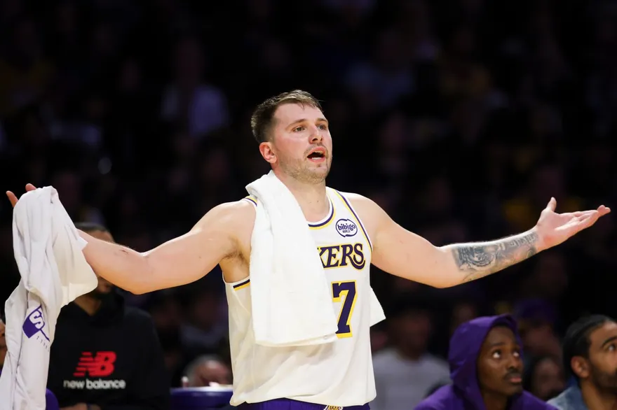 NBA/東契奇22分本季新低！湖人慘遭痛宰終止5連勝