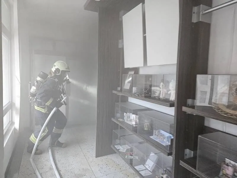 佛光大學驚傳火警！雲起樓「辦公室燒起來了」