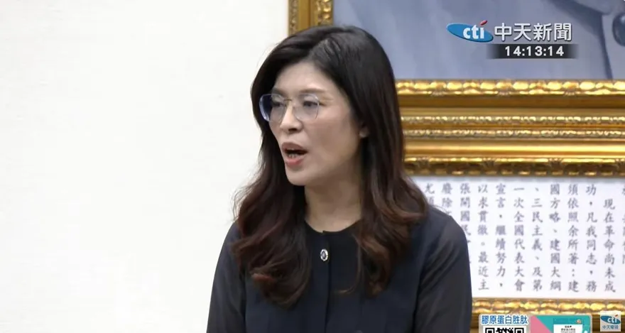 主持中常會處女秀適逢國父誕辰　鄭麗文：要給年輕人舞台