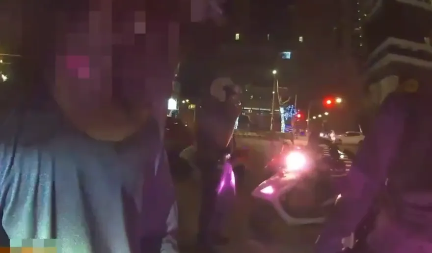 尾隨Ubike女騎士遭制止！　他惱羞「攻擊路人」還掏鉛筆恫嚇