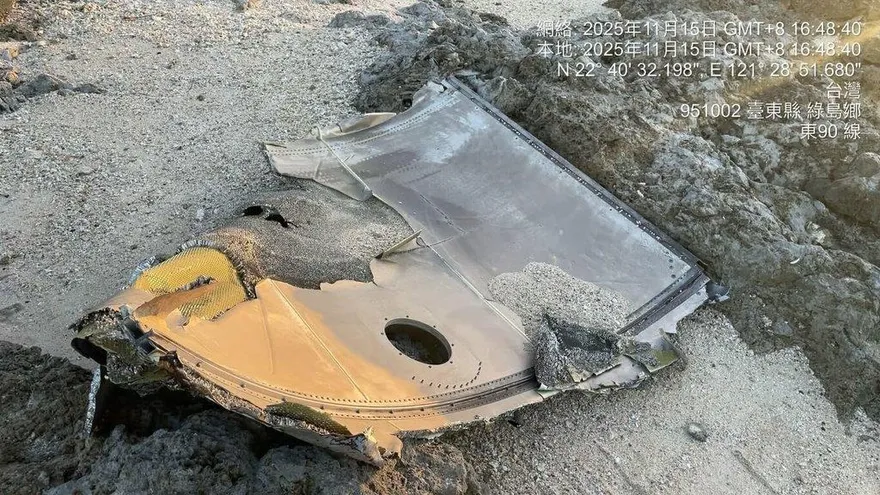 綠島海邊赫見疑似飛機蒙皮　待軍方檢視確認