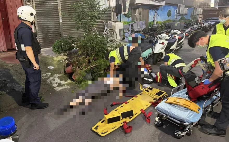 三重男路倒全身傷喪命　查是4樓租客「梯間有爬窗痕跡」