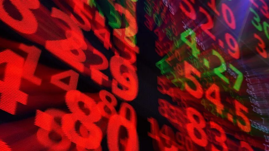 外資終結連11賣！回補73億元　敲進南亞1.9萬張