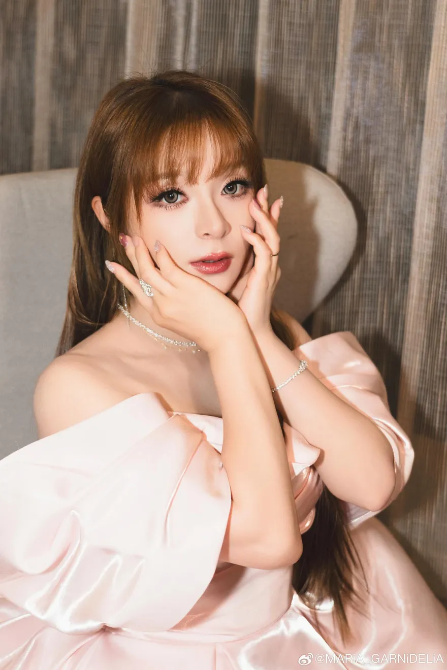 日中緊張！「極樂淨土」原唱美依禮芽　微博表態喊支持「一中」