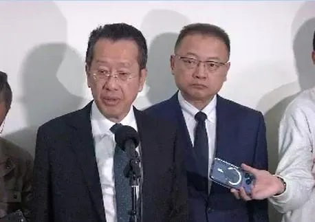 為何花6千萬普發民防手冊　顧立雄：很多人想拿到紙本