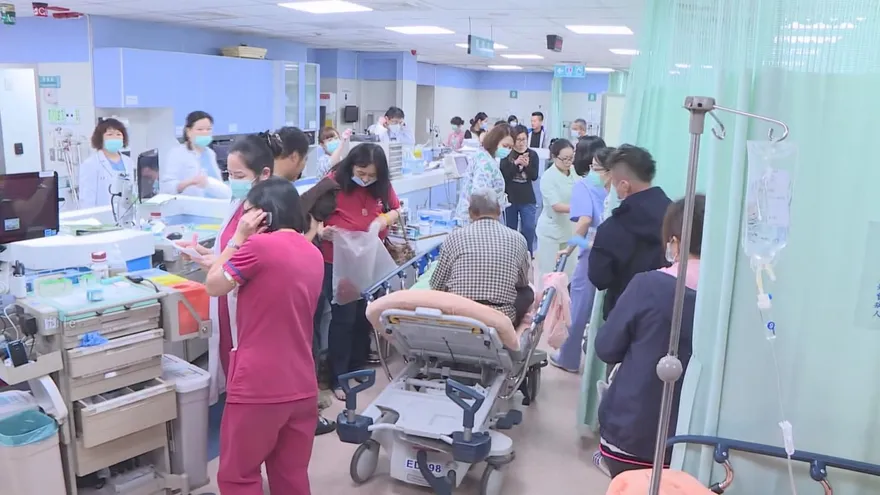 擬開放急診醫執行醫美手術　遭諷「大利多」恐加速人才流失