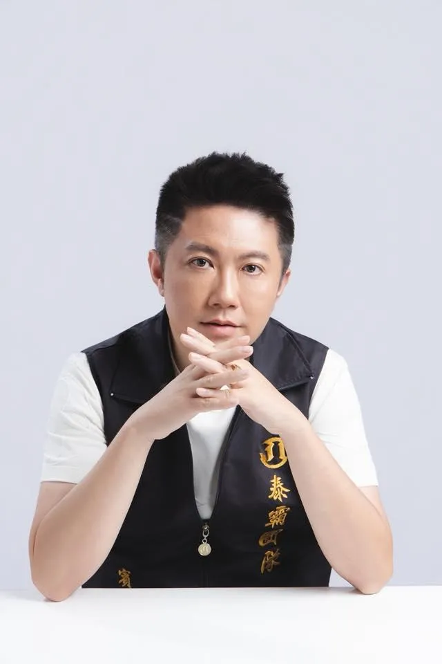 校園直播挨轟！賓賓哥反擊「公開LINE對話打臉」　質疑校方甩鍋