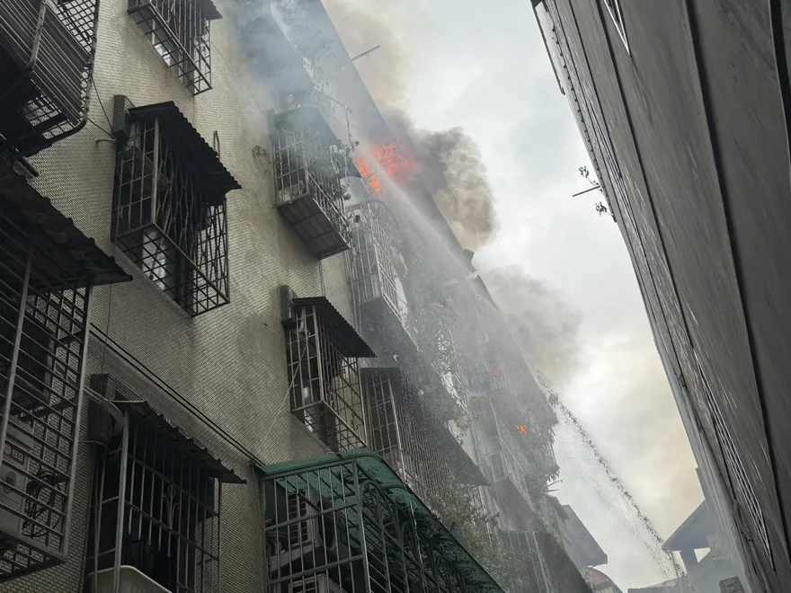 新莊頂加火警！　在地居民疾呼：緊閉門窗