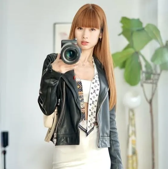 影/台裔網紅又吃霸王餐！點3道菜坐5小時「一口沒動」　業者氣炸