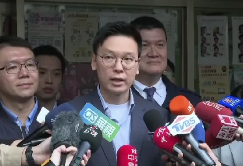 林飛帆搖旗「大罷免2.0」：民意壓力是解決問題唯一關鍵