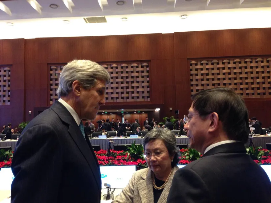 揭蕭萬長昔參加APEC「不怒而威」內幕　管中閔：堅持慣例不會被打壓