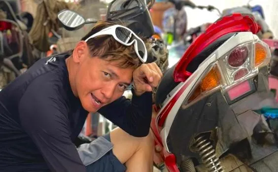 大馬黃志明泰國嚴重車禍離世！享年56歲　圈內好友悲痛哀悼