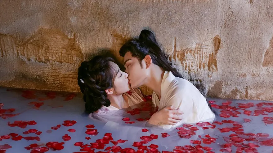 鄧恩熙熱吻丁禹兮長達40秒！「鴛鴦浴告白」甜翻