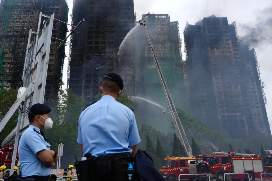 賠慘！承保宏福苑產險「中國太平」股價暴跌8%　恐理賠80億