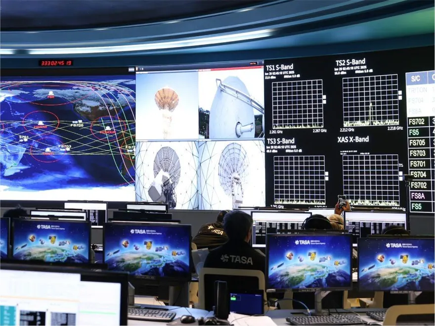 首度通過台灣！齊柏林衛星「報平安」長達12分鐘