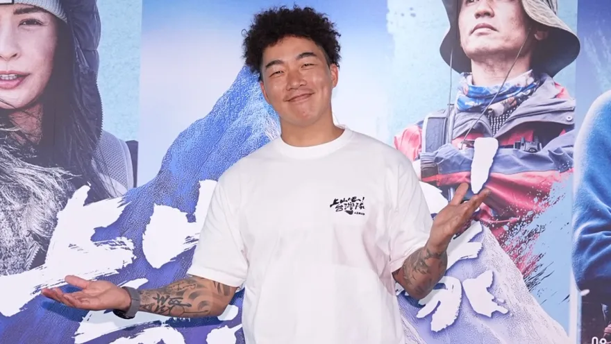 郭泓志挑戰登聖稜線軟腳！曝走在懸崖邊「腦中只想家人」