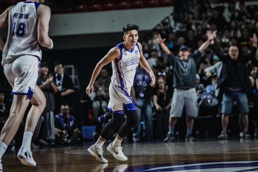 高國豪3兄弟街頭互毆！攻城獅：自主停賽待司法與聯盟裁決