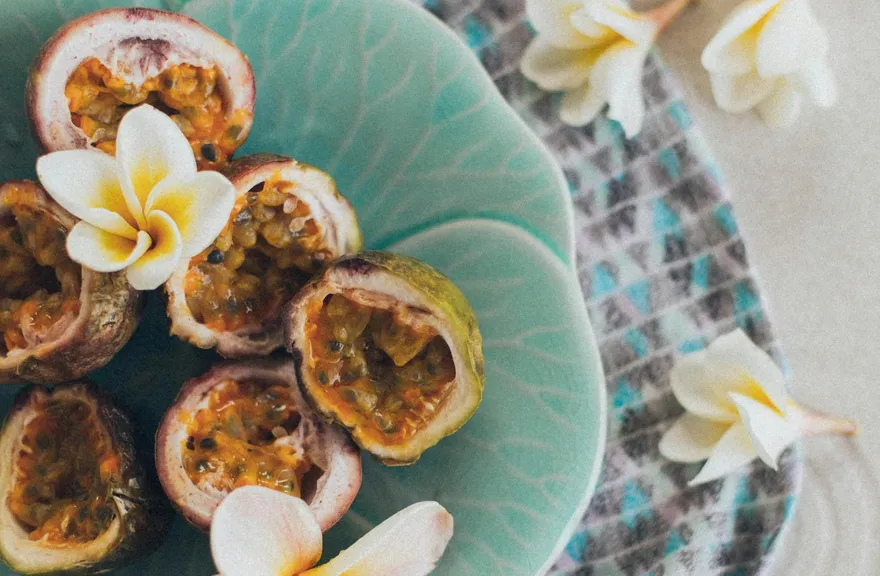 「果汁之王」百香果能提升免疫　營養師：3類人要節制