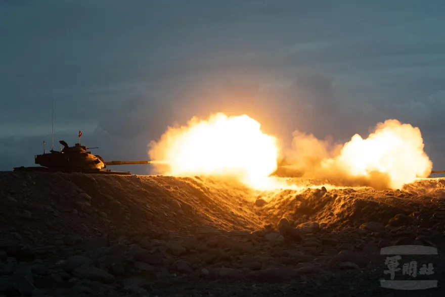 花防部M60A3戰車震撼登場　太麻里溪口時隔多年實彈射擊