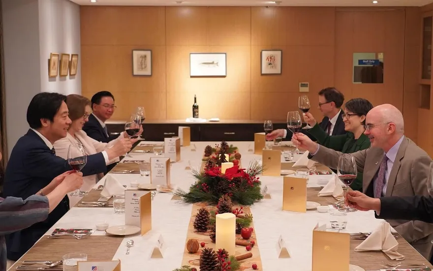 與賴清德、蕭美琴、國安高層年末餐敘！谷立言：美國對台承諾堅若磐石