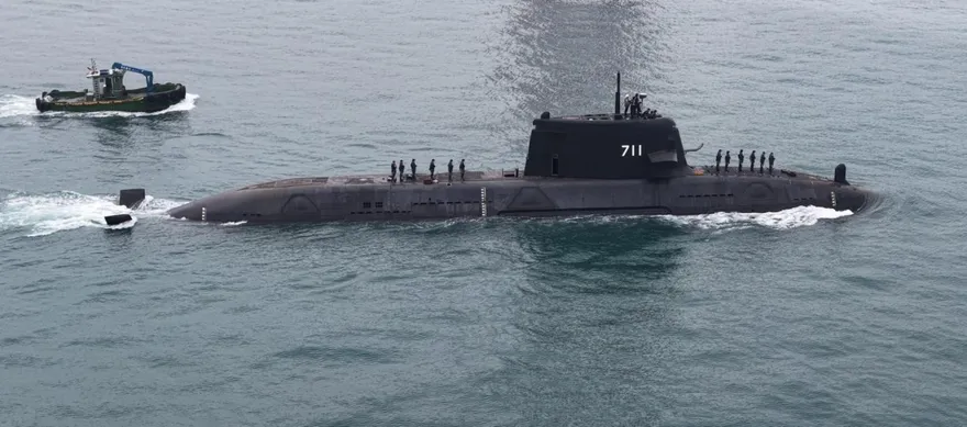 海鯤號潛艦出海玩命　驚傳海試根本缺1部柴油主機