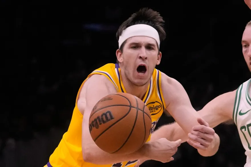 NBA/里夫斯砍36分孤掌難鳴！湖人遭綠衫軍三分雨痛宰吞敗