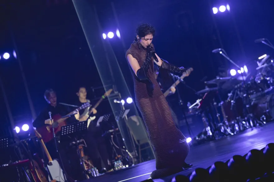 李千娜唱一半「女兒顧穎驚喜現身」　母女首同台飆唱激動哭了