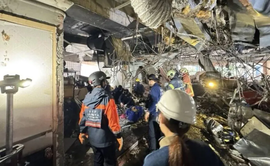 板橋「定食8」氣爆釀5傷　疑店內4瓦斯鋼瓶漏氣肇禍