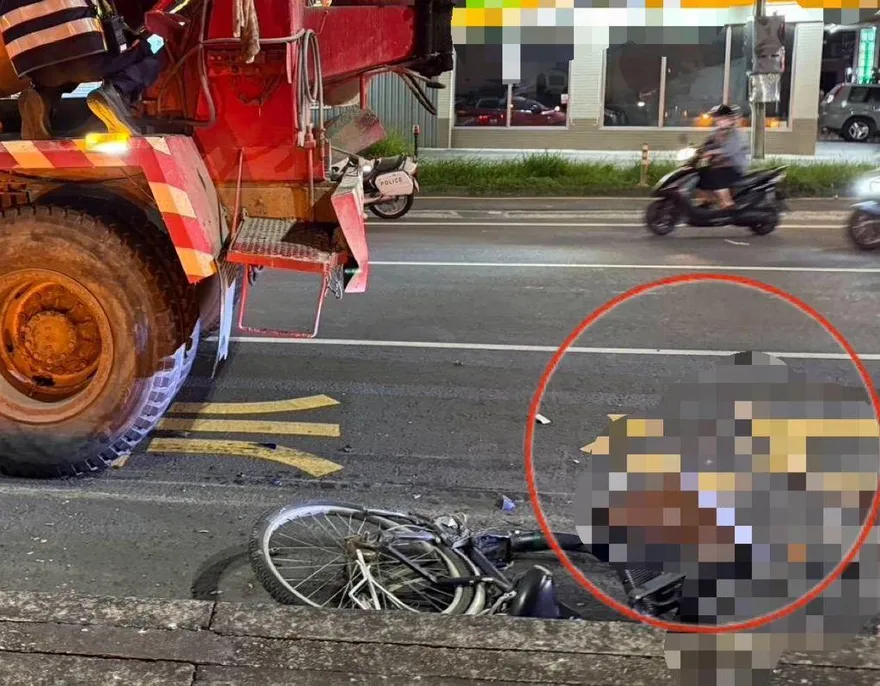 影/悚！高雄女遭水泥車拖行「雙腳血肉模糊」搶救中