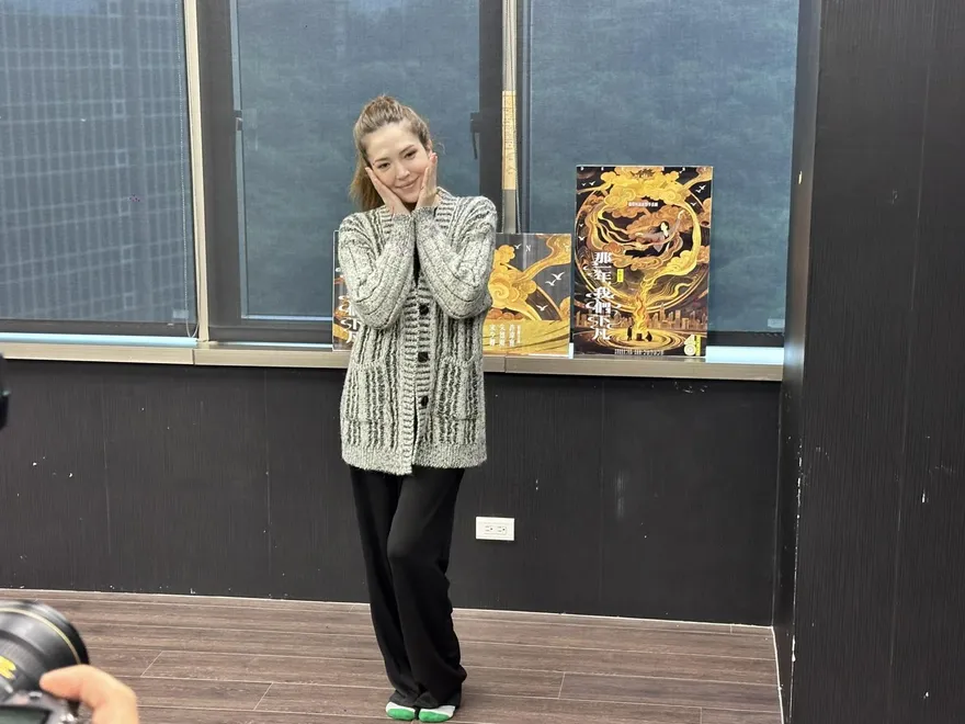 許瑋甯婚禮後首現身！染2病毒燒到39度　3天抱不到寶寶超痛苦