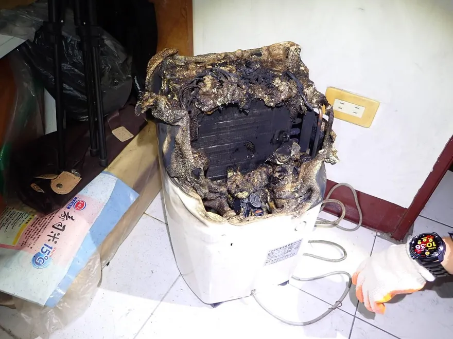 基隆民宅除濕機突自燃燒毀　消防局示警「停用54種機型」