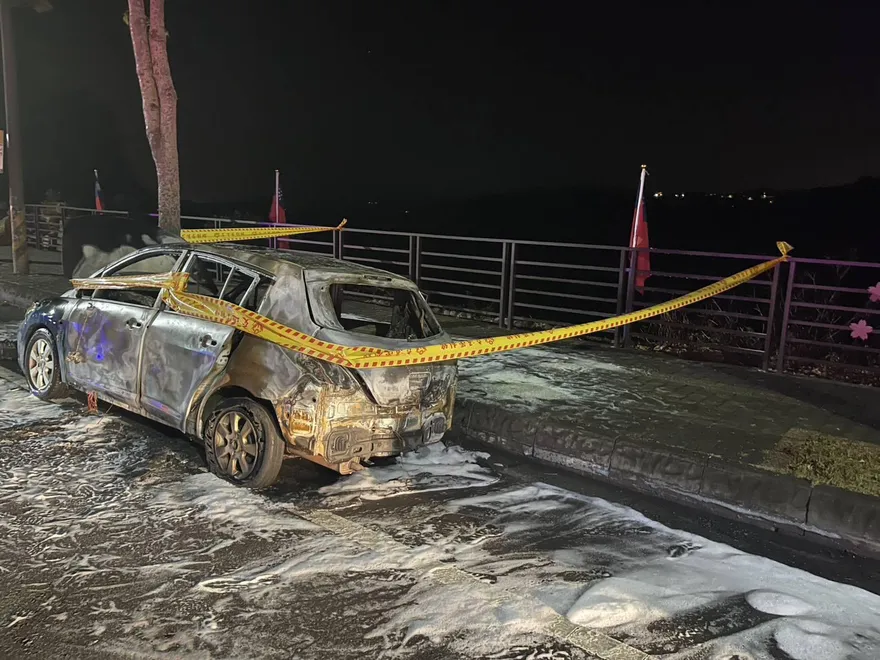 台中一周2起火燒車　42歲女陳屍東勢路邊車內