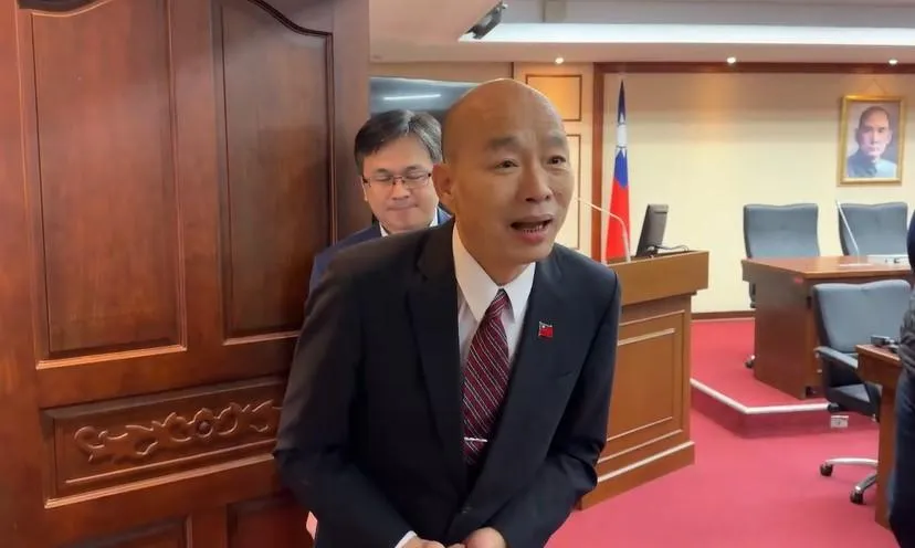 國會助理工會抗議「助理費除罪化」　陳玉珍溝通、韓國瑜到場關心