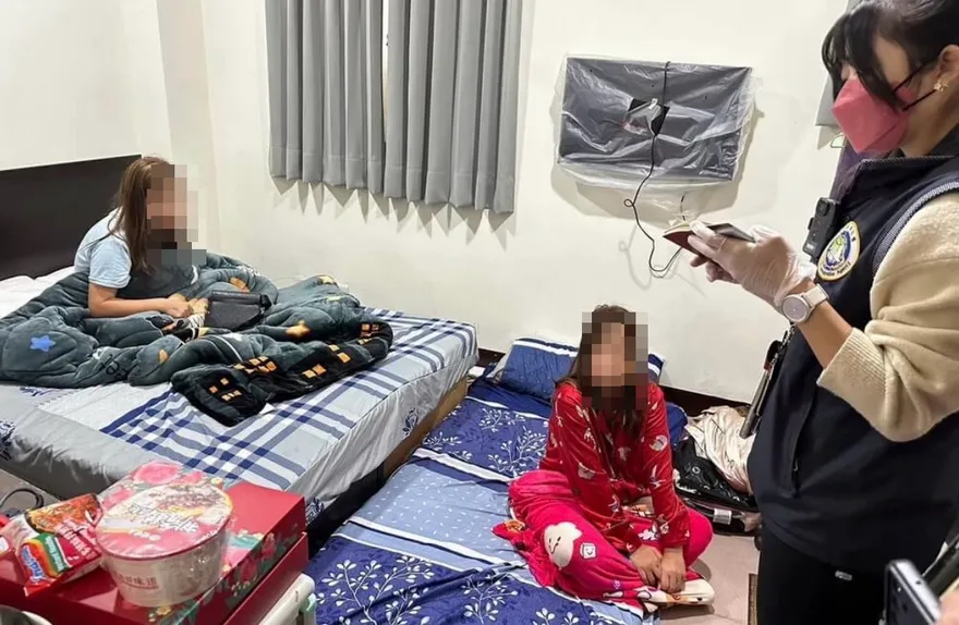 移民署瓦解跨國人蛇集團　16泰女假觀光真賣淫遭遣返